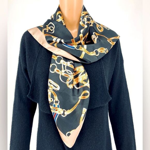 NWT Lulla Collection Italian Design Square Scarf 35” - Picture 2 of 10